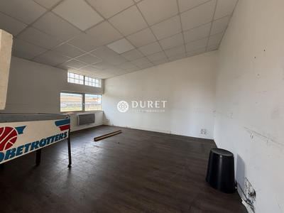 Local d'activités - 595 m²