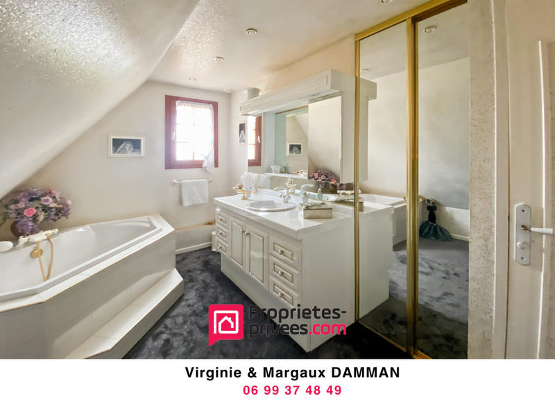 Maison - 136 m² - 6 pièces