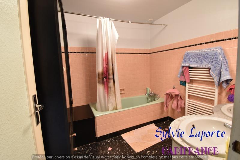 Appartement - 256 m² - 11 pièces