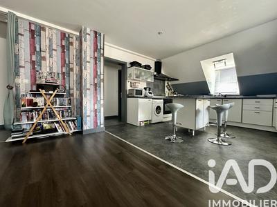 Appartement - 100 m² - 4 pièces