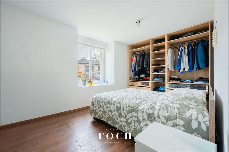 Appartement - 82 m² - 4 pièces