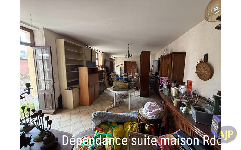 Maison - 225 m² - 10 pièces