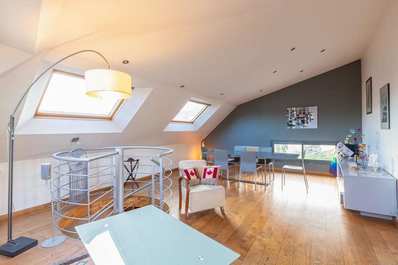 Maison - 152 m² - 8 pièces