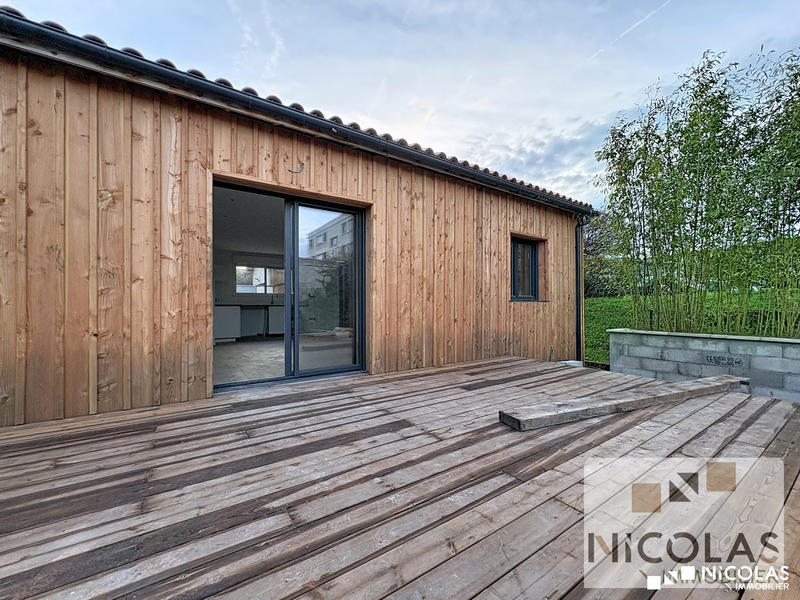 Maison - 75 m² - 4 pièces