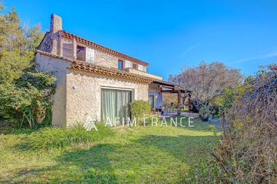 Villa - 153 m² - 6 pièces