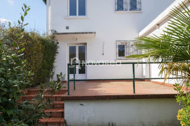 Appartement - 92 m² - 3 pièces