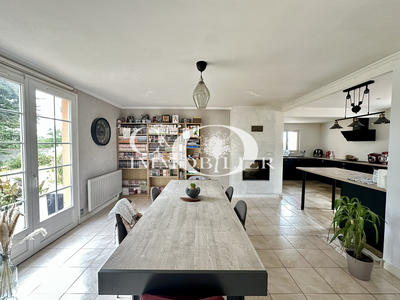 Maison - 100 m² - 4 pièces