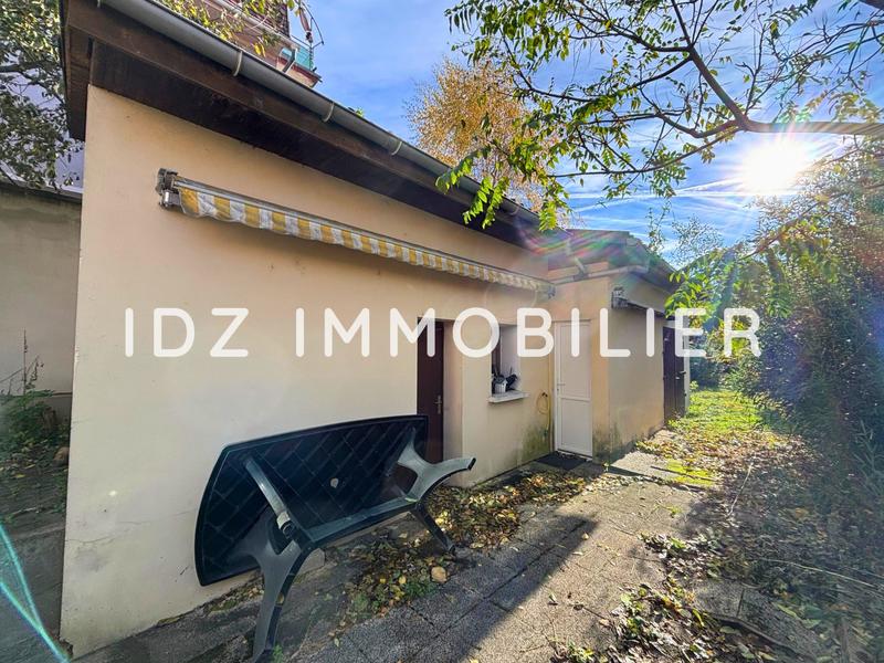 Maison - 167 m² - 8 pièces