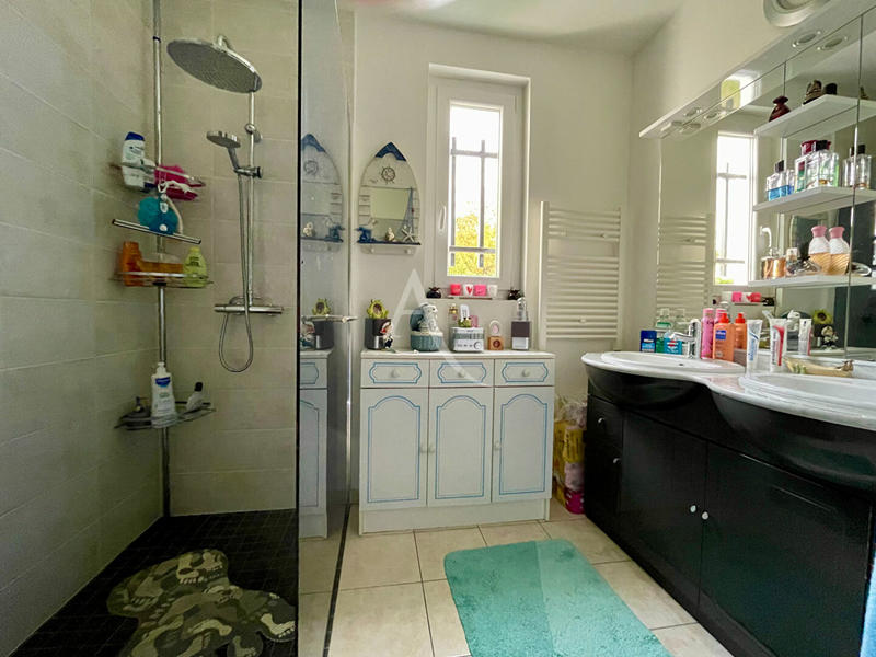 Maison - 86 m² - 4 pièces