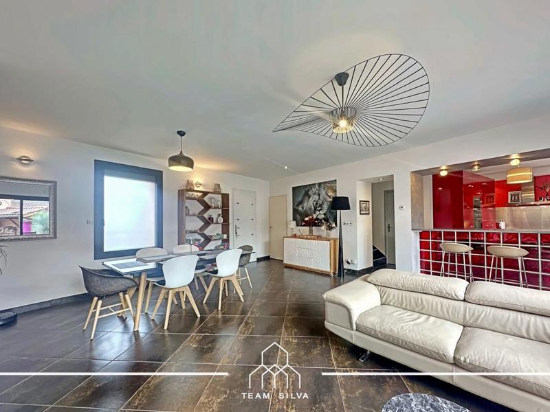 Maison - 125 m² - 4 pièces