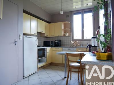 Maison - 77 m² - 4 pièces