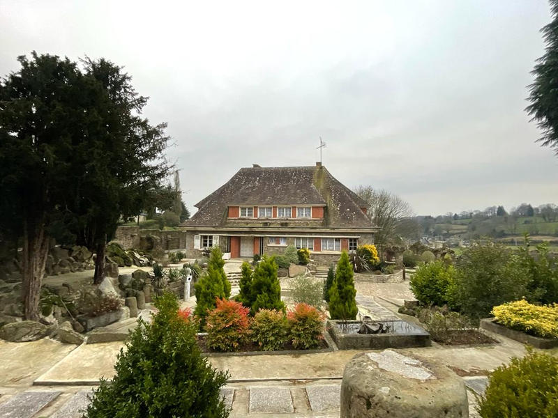 Propriété - 340 m² - 12 pièces