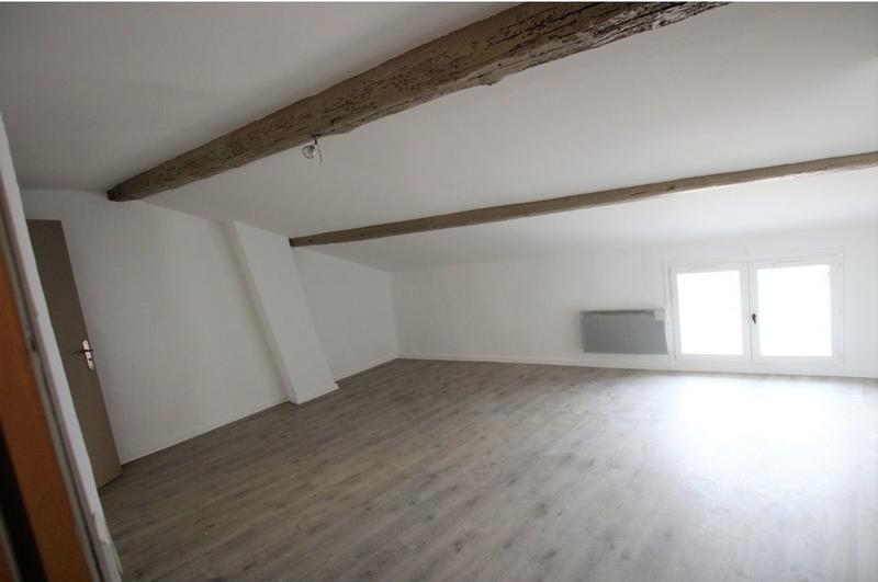 Immeuble - 69 m² - 3 pièces