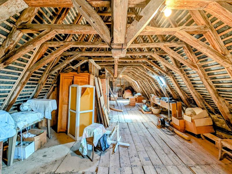 Maison - 176 m² - 8 pièces