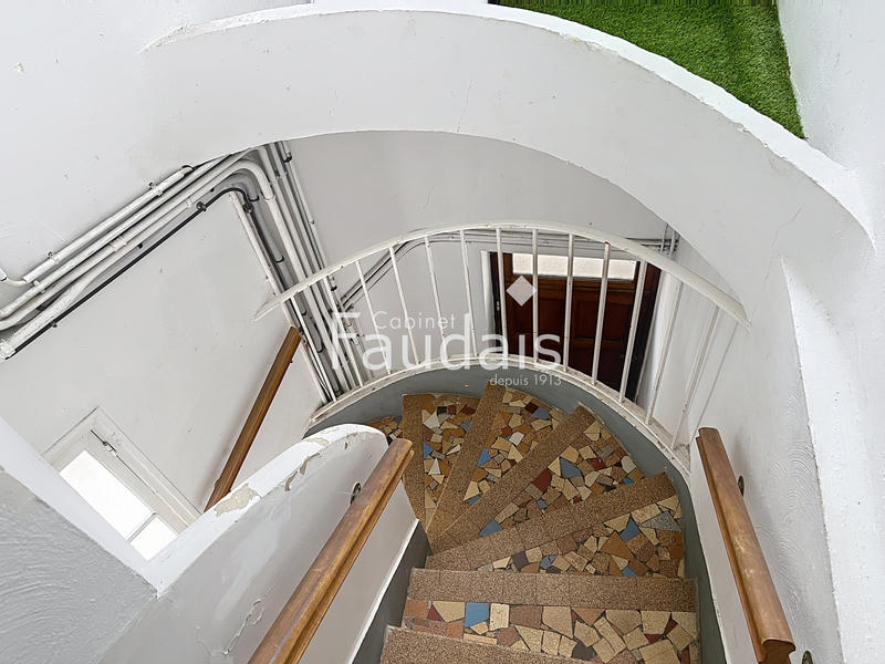 Appartement - 115 m² - 5 pièces