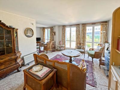 Appartement - 100 m² - 4 pièces