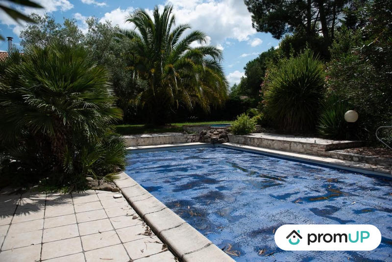 Maison - 170 m² - 8 pièces