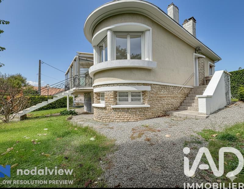 Maison - 101 m² - 5 pièces