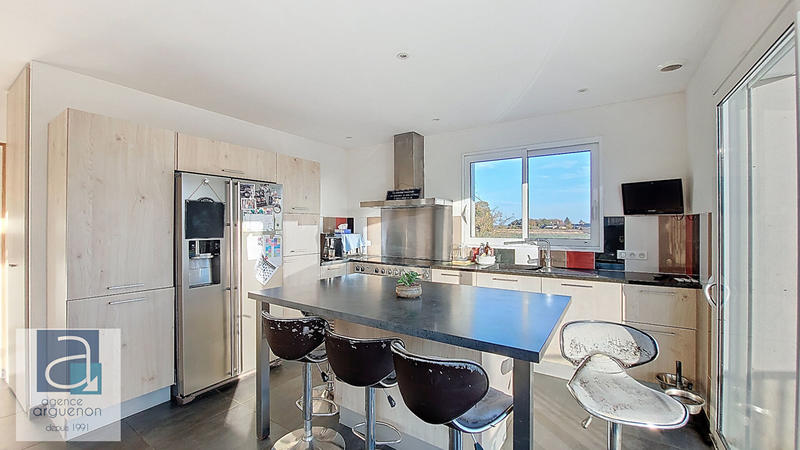 Maison - 140 m² - 7 pièces