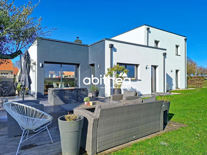 Maison - 188 m² - 6 pièces