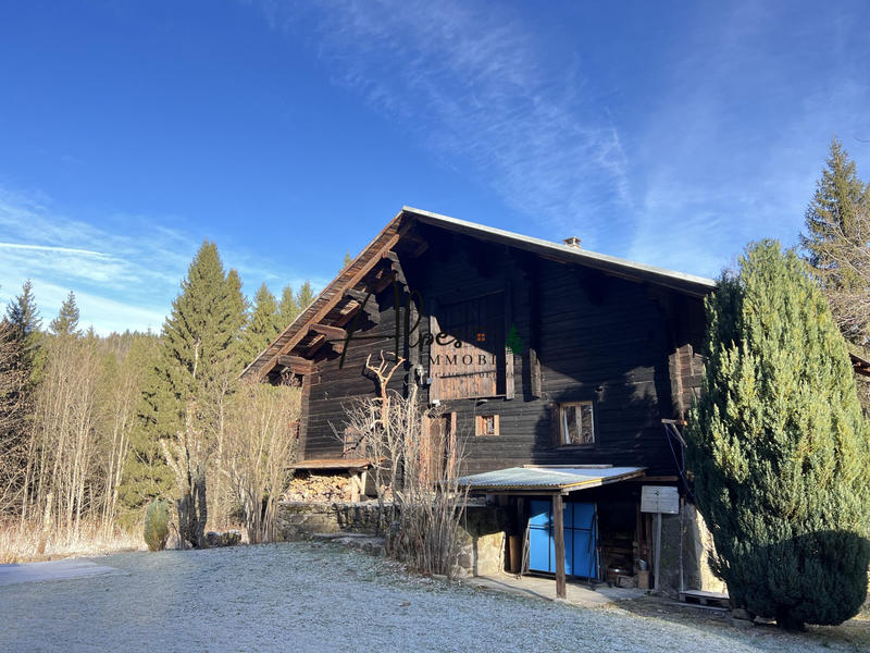 Châlet - 289 m² - 5 pièces