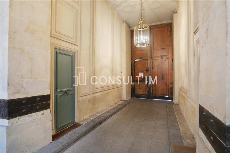 Bureau - 185 m² - 6 pièces