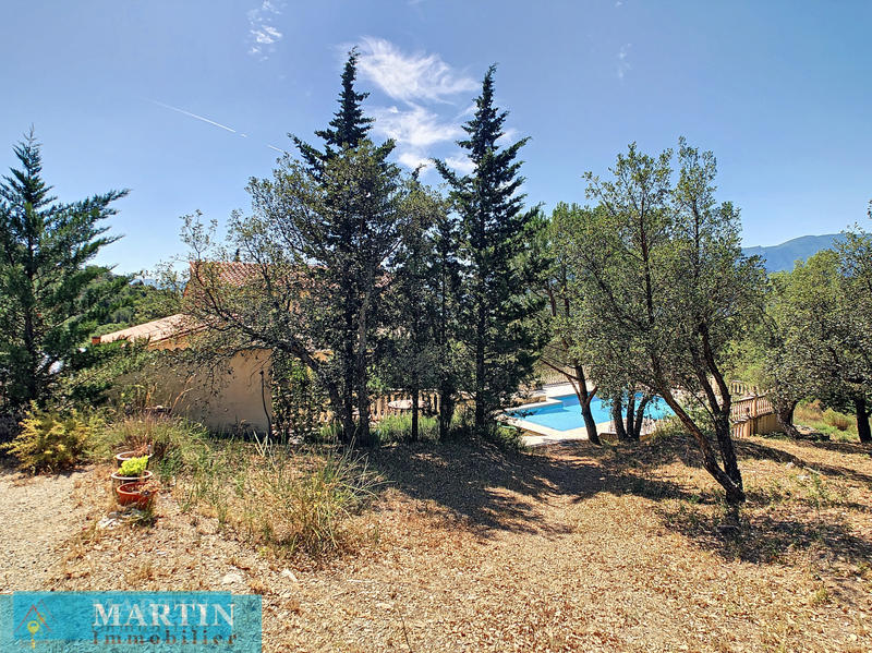 Villa - 269 m² - 12 pièces