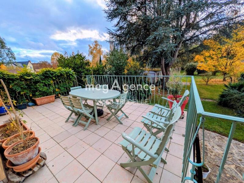 Maison - 153 m² - 7 pièces