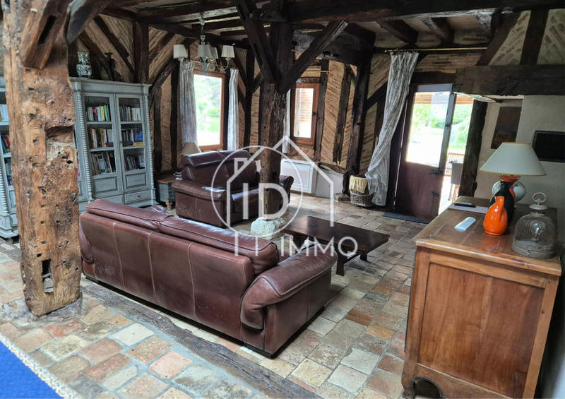 Maison - 274 m² - 13 pièces