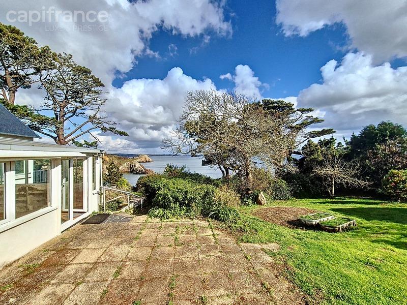 Propriété - 203 m² - 8 pièces