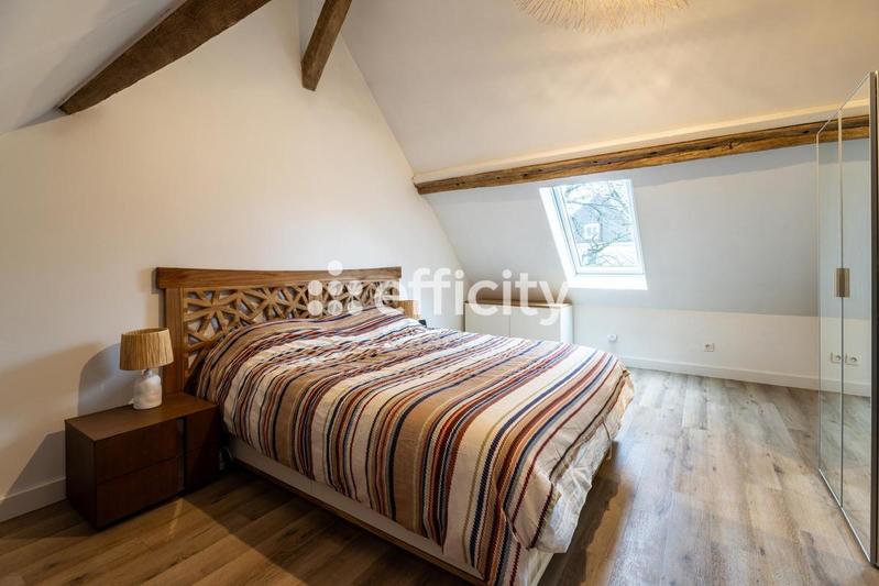 Maison en pierre - 150 m² - 6 pièces