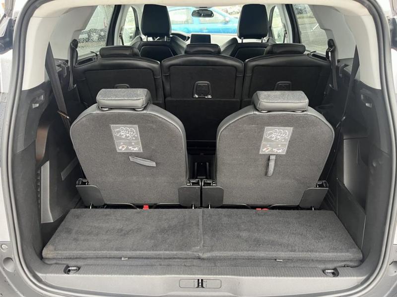 Peugeot 5008 II Puretech 130 s&amp;amp;S Allure (7 places)