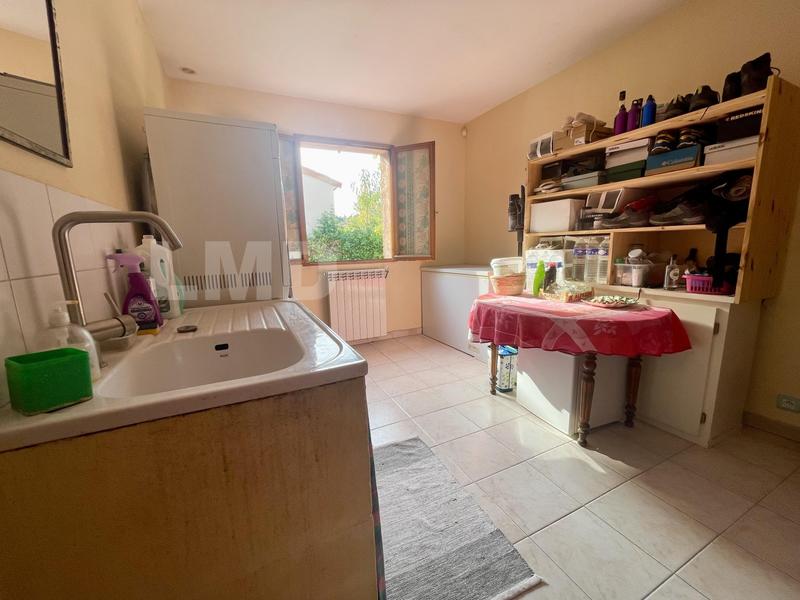 Maison traditionnelle - 156 m² - 5 pièces