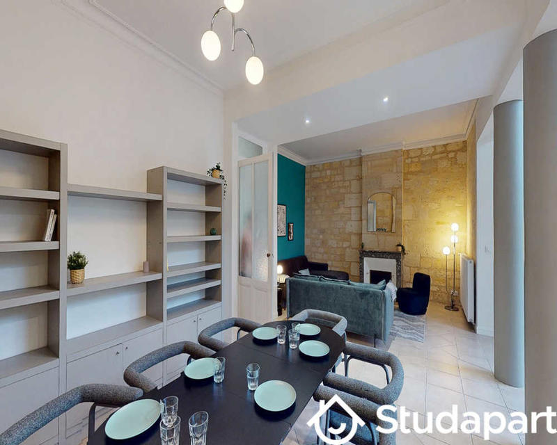 Chambre - 230 m² - 1 pièce