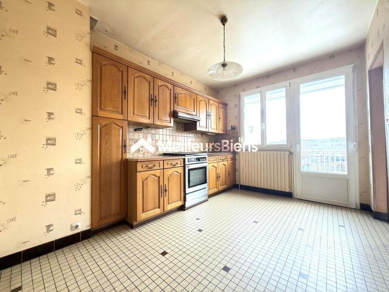 Propriété - 84 m² - 4 pièces