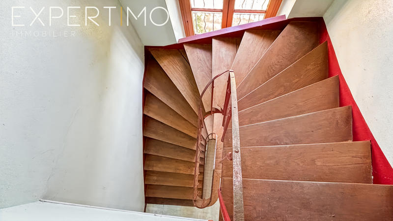 Maison - 91 m² - 7 pièces