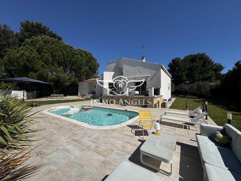 Villa - 158 m² - 6 pièces