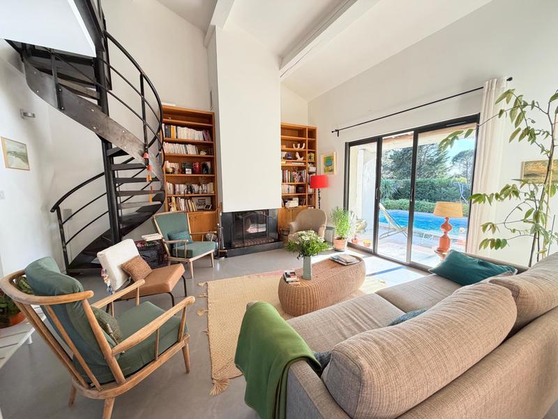 Maison - 143 m² - 5 pièces