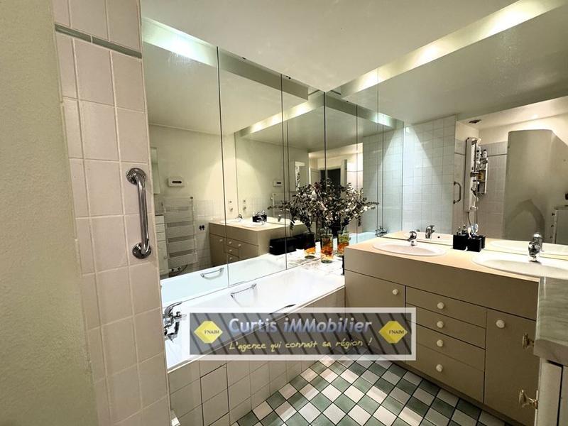 Appartement - 124 m² - 4 pièces