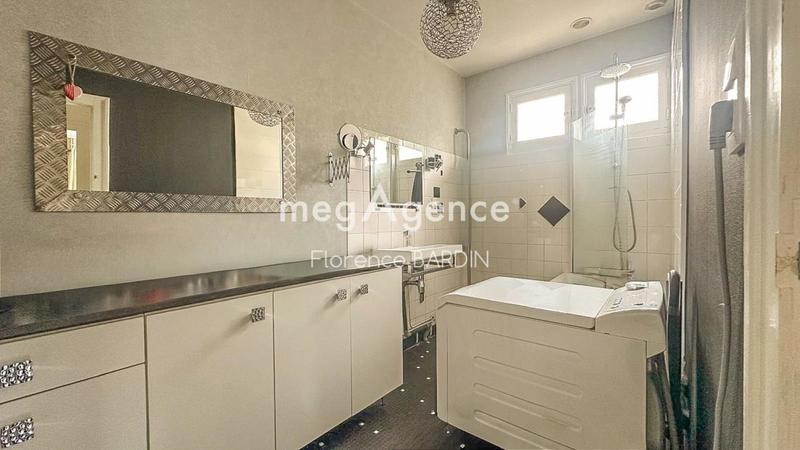 Maison de ville - 88 m² - 4 pièces