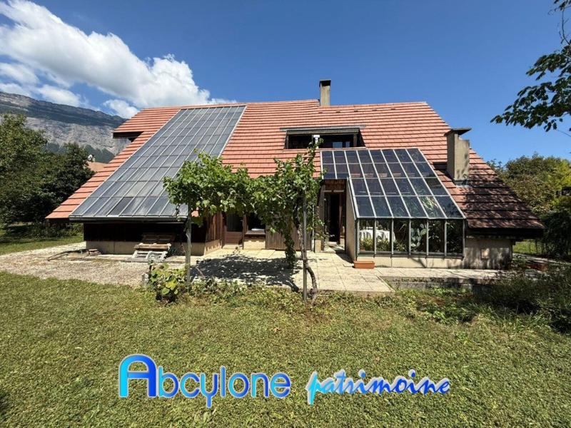 Maison - 170 m² - 7 pièces