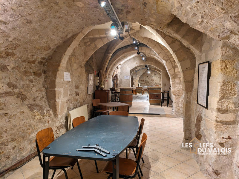 Local commercial - 251 m² - 6 pièces