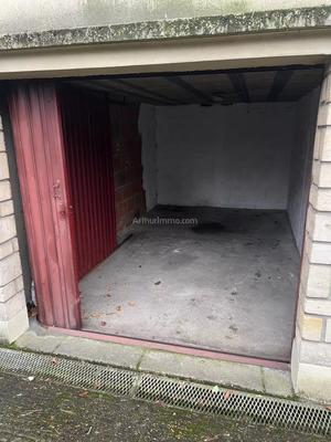 Parking / Garage - 14 m²