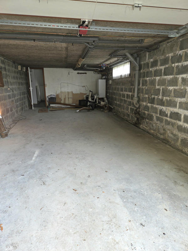 Maison - 180 m² - 8 pièces