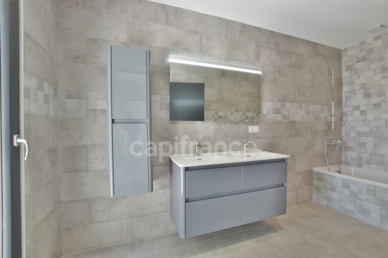 Maison - 165 m² - 4 pièces