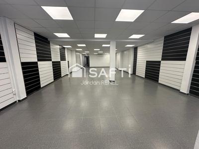 Local commercial - 138 m² - 3 pièces