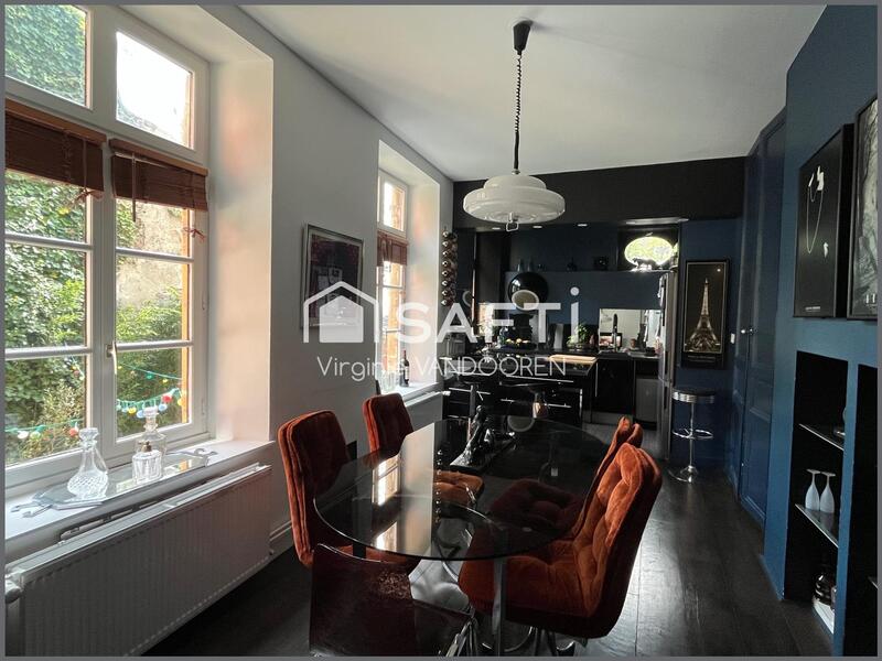 Appartement - 166 m² - 6 pièces