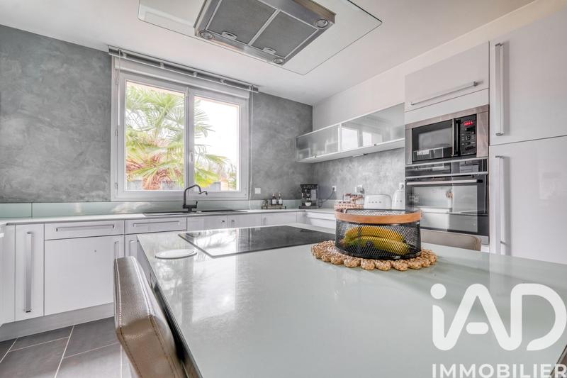 Maison - 153 m² - 6 pièces