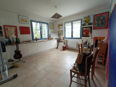 Maison - 163 m² - 6 pièces