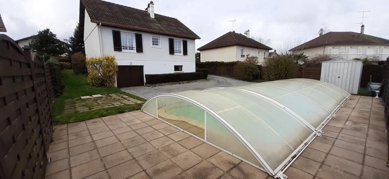 Maison - 67 m² - 5 pièces